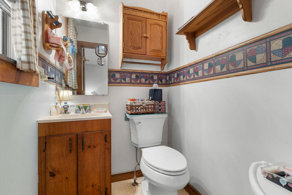 790 Woodland Heights