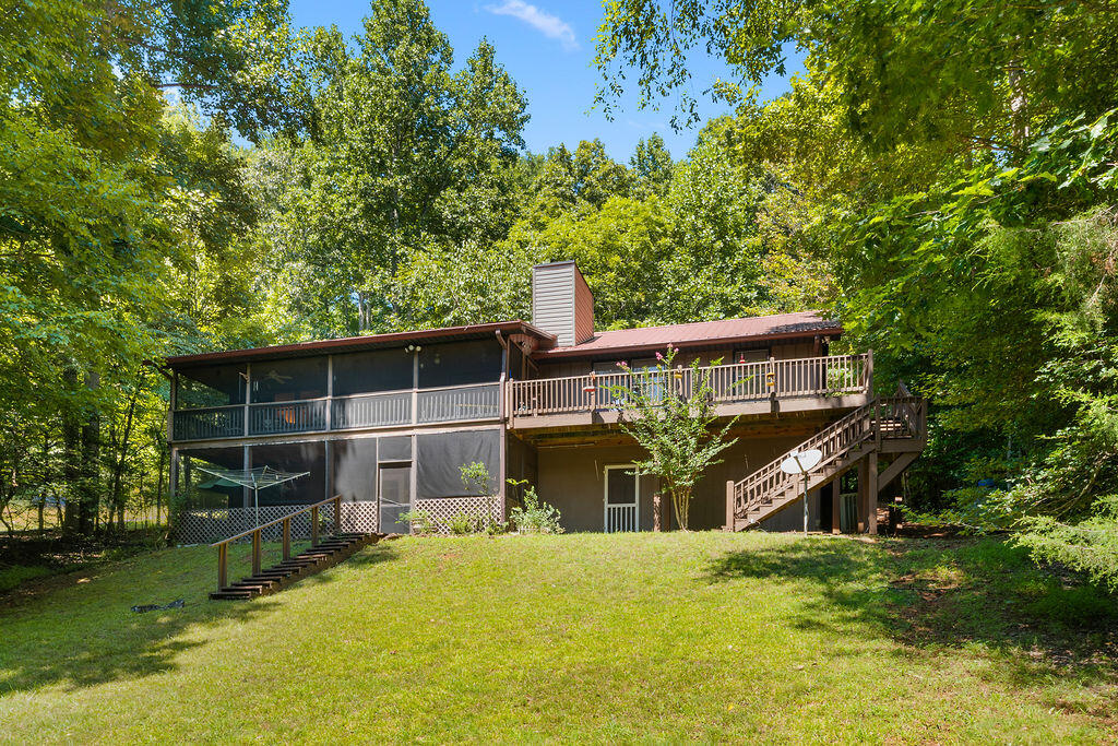 790 Woodland Heights