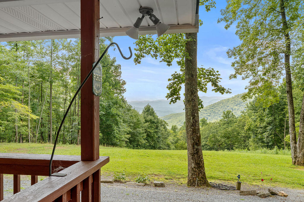 2778 Lakey Creek Road