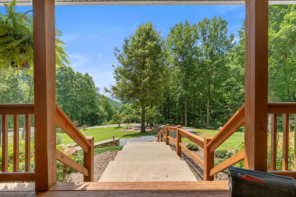2778 Lakey Creek Road