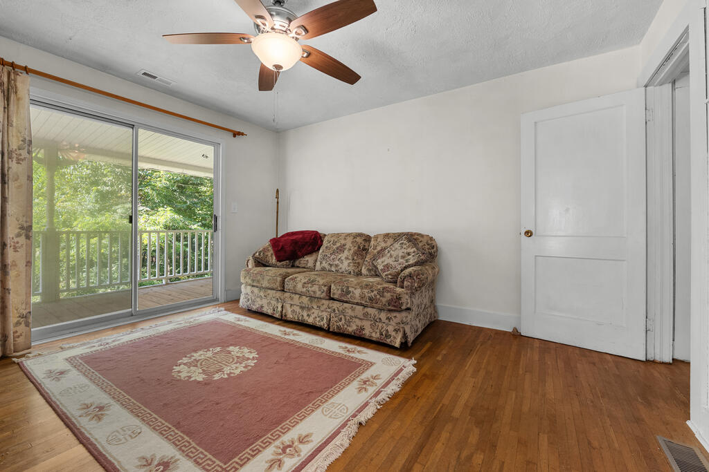 1341 Mason Branch