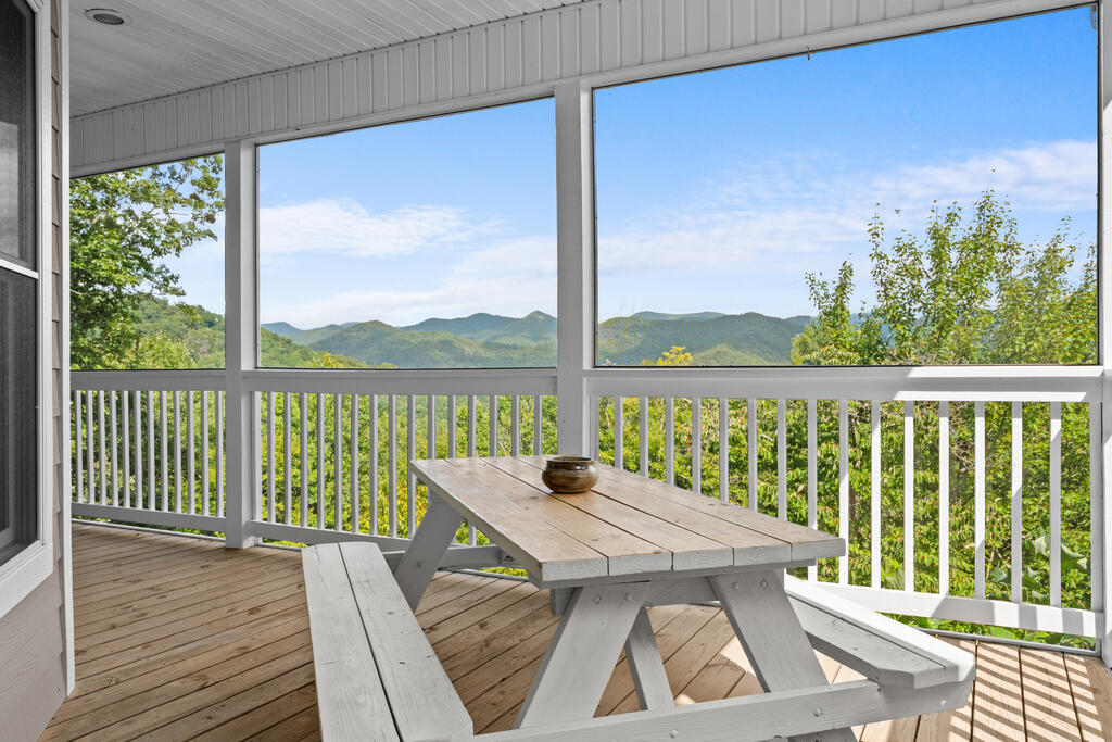 298 Carpenter Rd