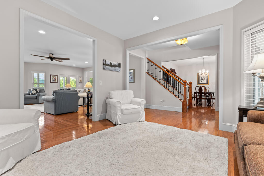 298 Carpenter Rd