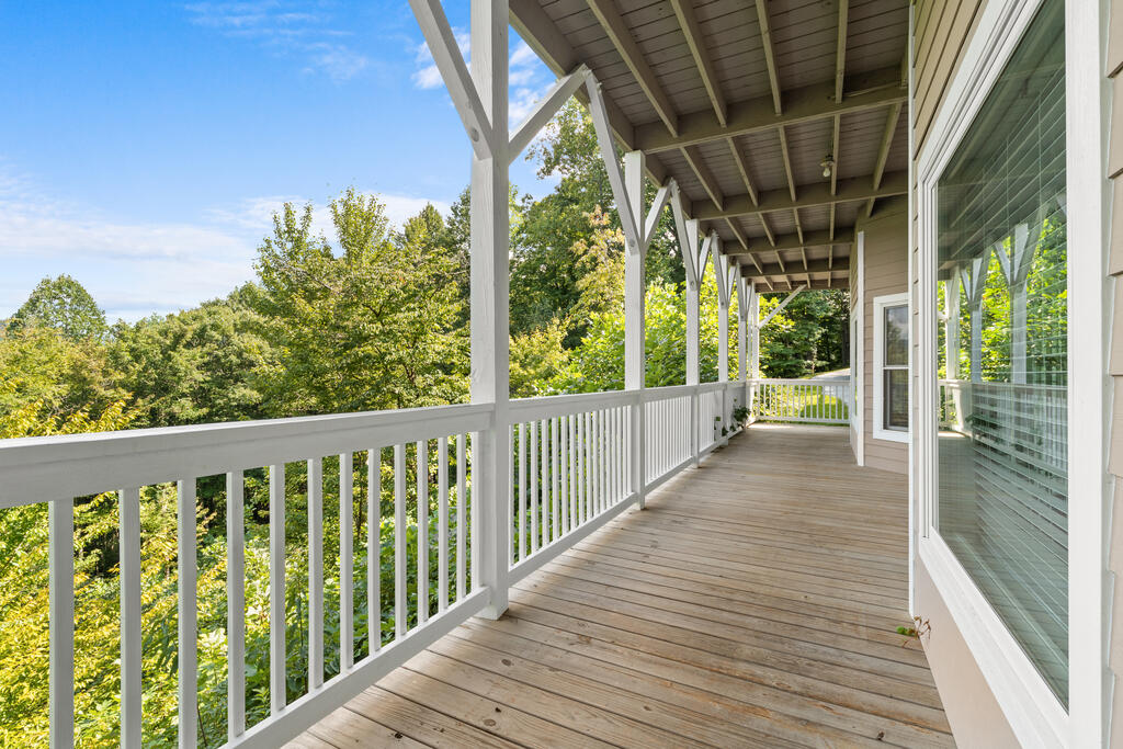 298 Carpenter Rd