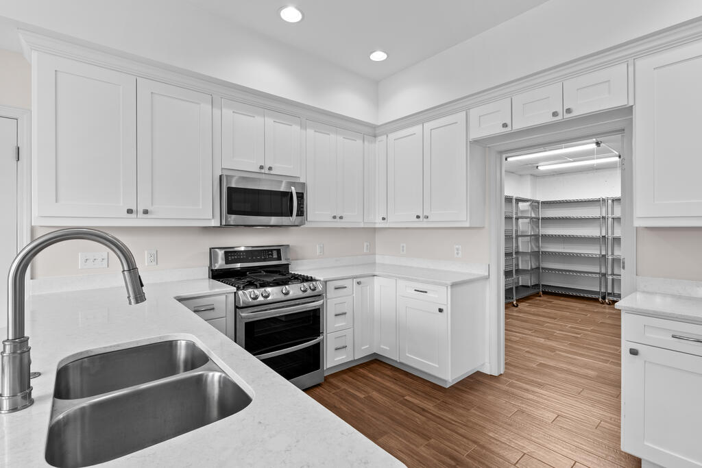 298 Carpenter Rd