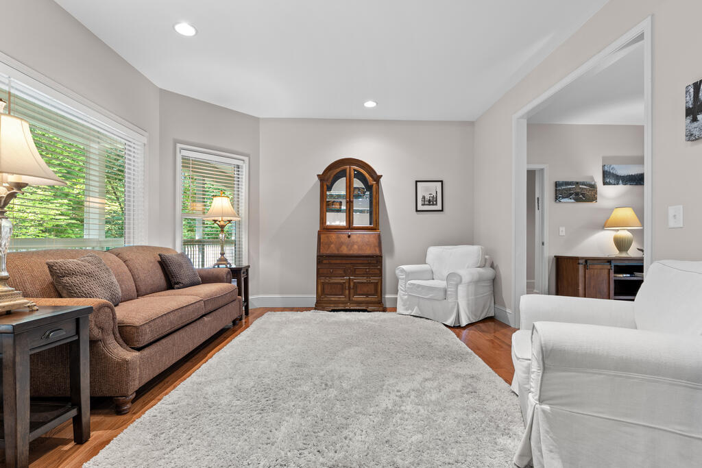 298 Carpenter Rd