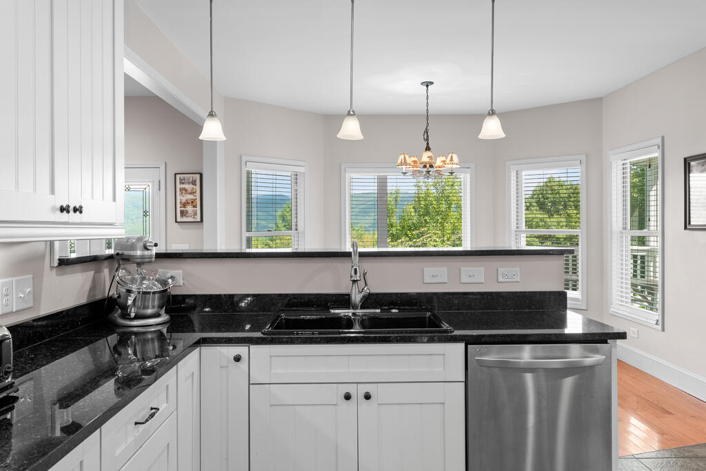 298 Carpenter Rd