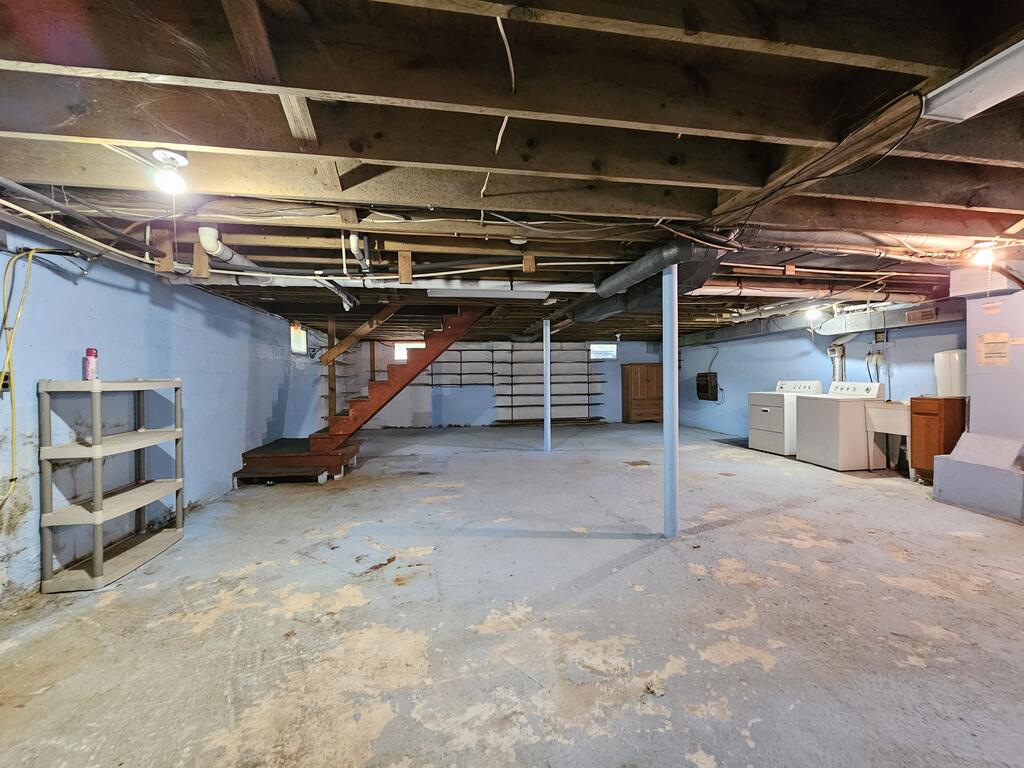 44 Meadow Lane