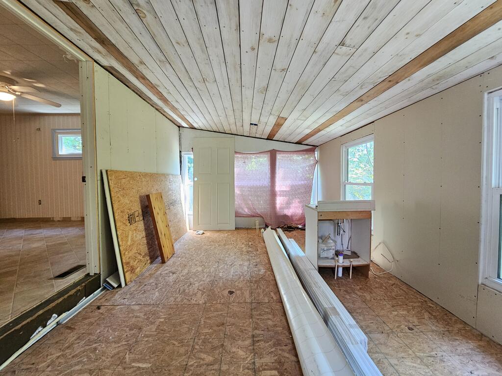 44 Meadow Lane