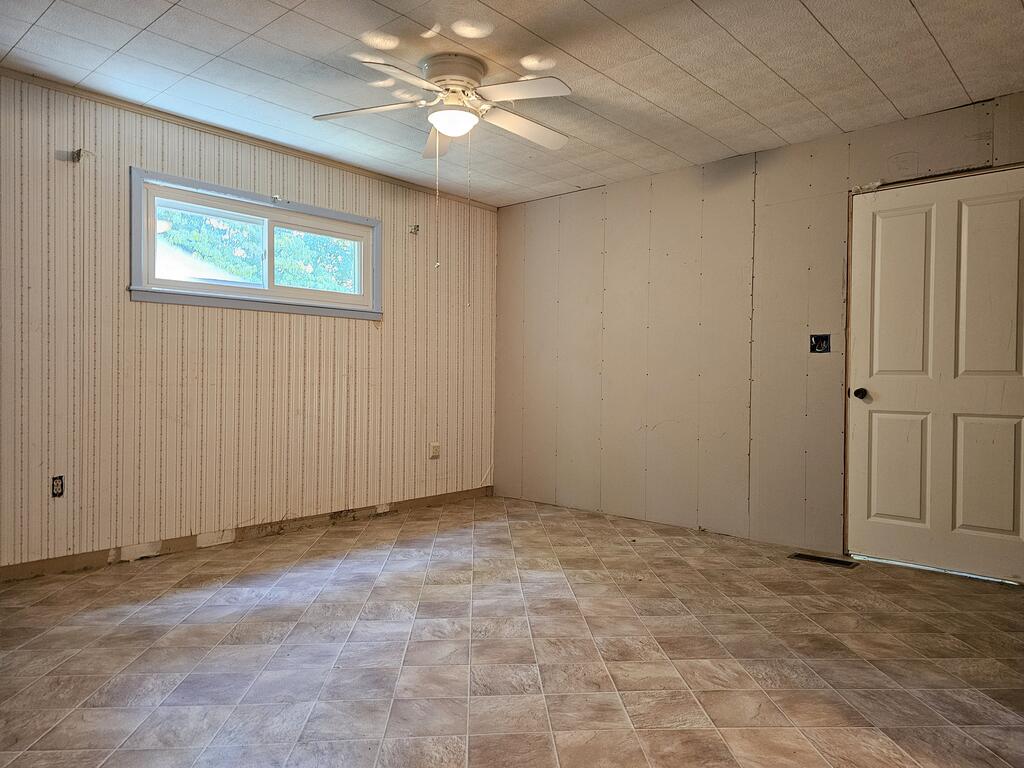44 Meadow Lane