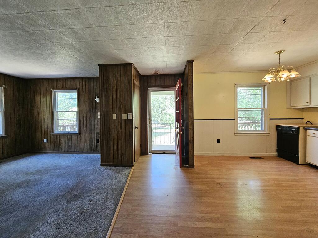 44 Meadow Lane