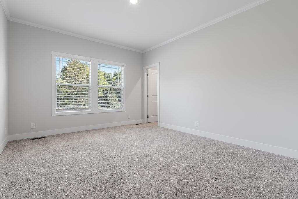 29 Quail Hollow Rd