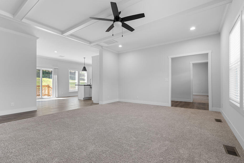 29 Quail Hollow Rd