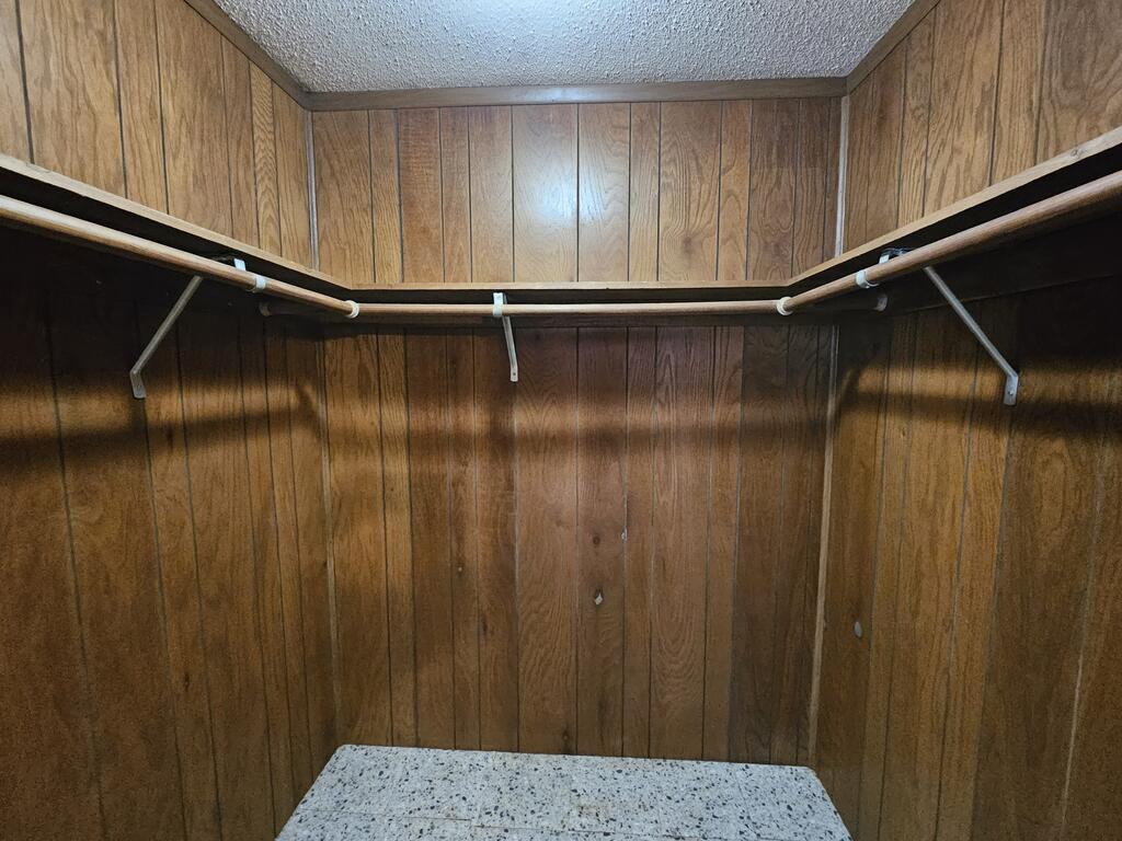 56 Hickory Hollow Rd.