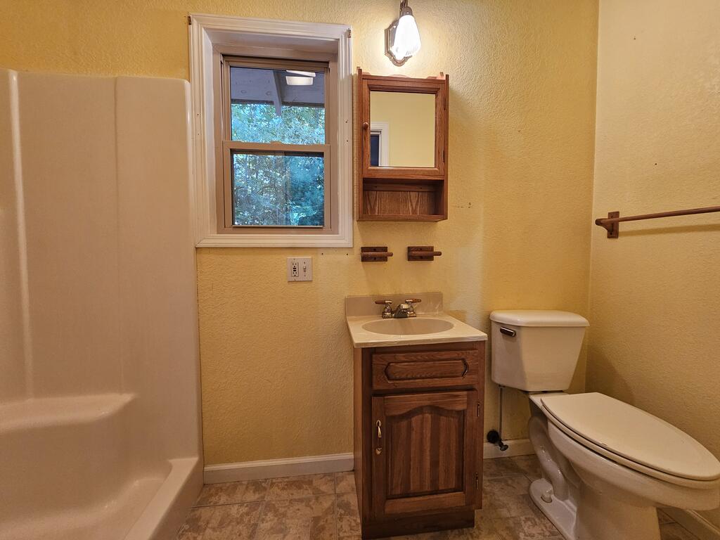 56 Hickory Hollow Rd.