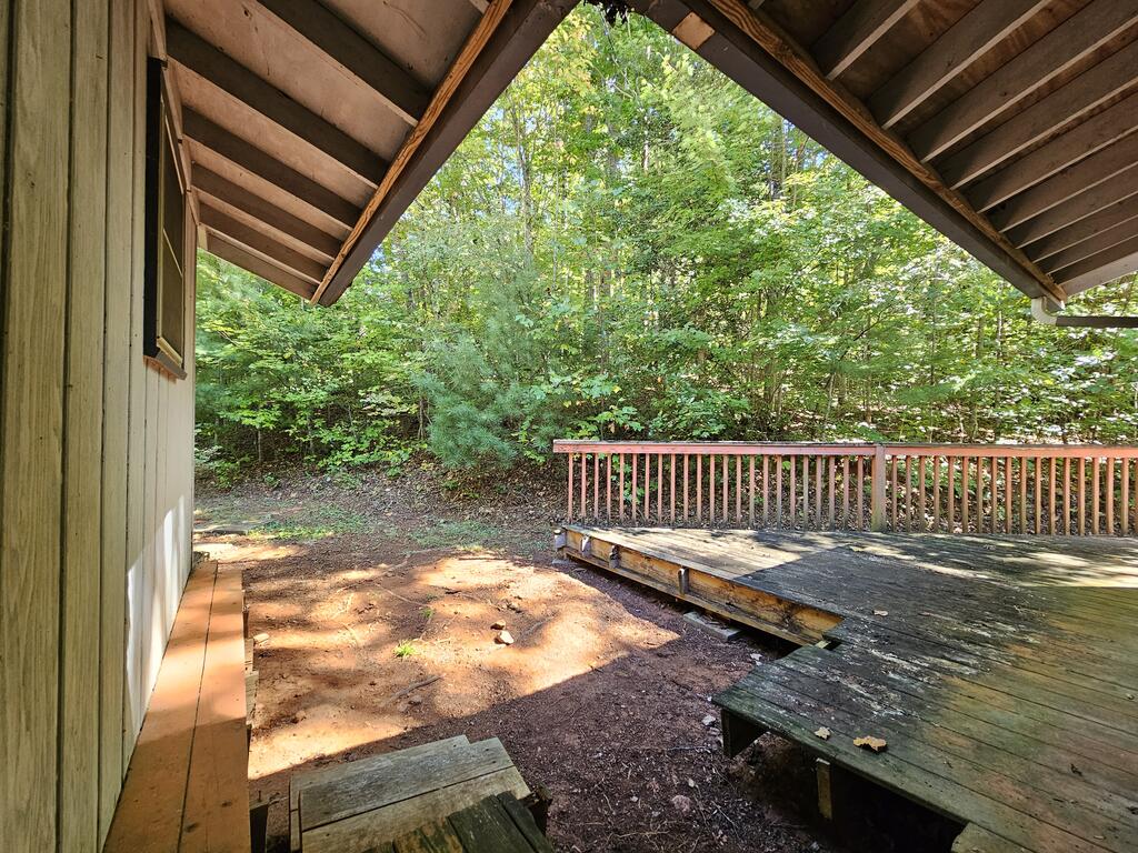 56 Hickory Hollow Rd.