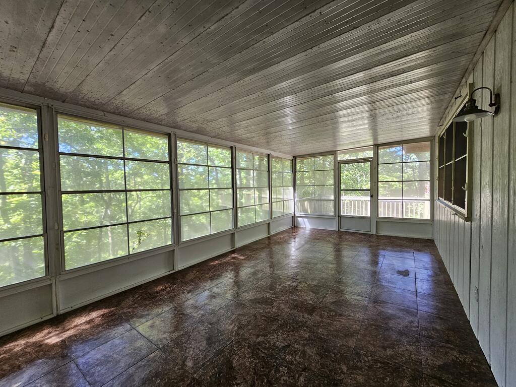 56 Hickory Hollow Rd.