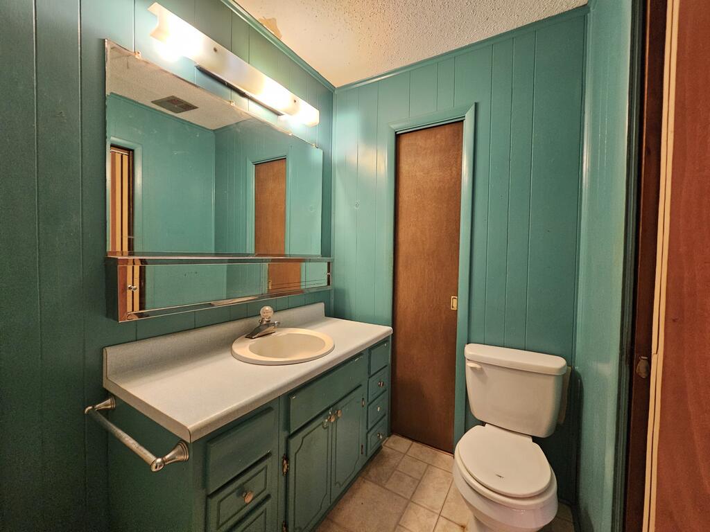 56 Hickory Hollow Rd.