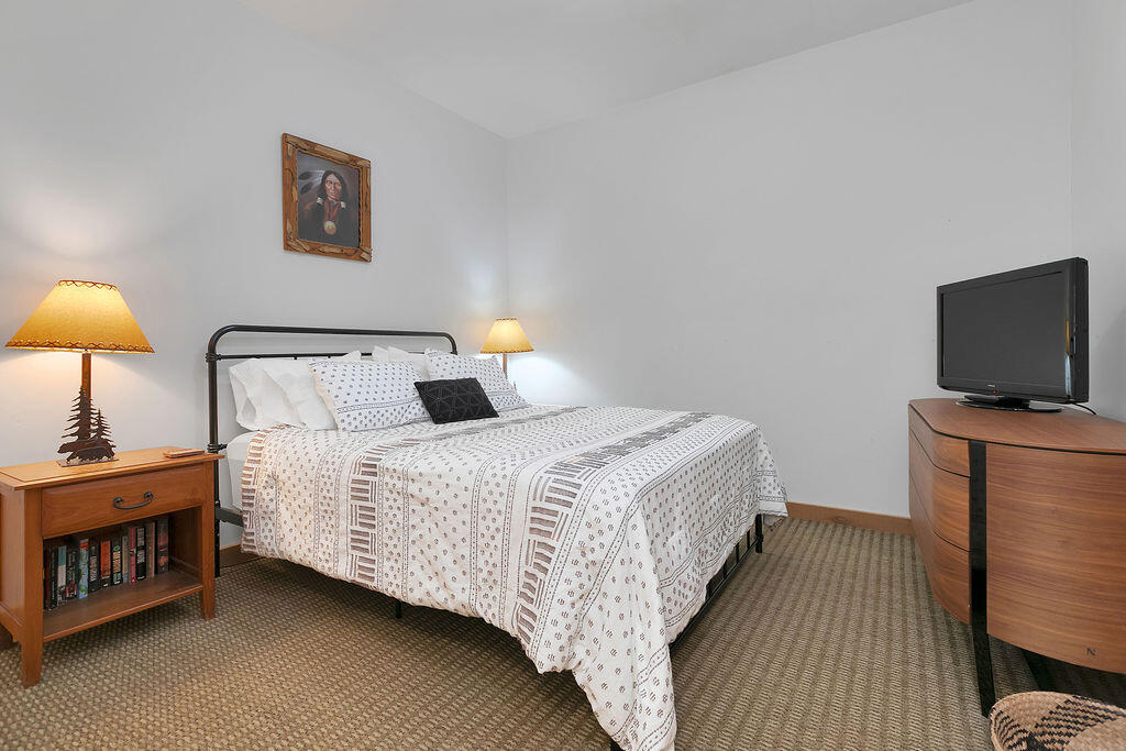 135 Ridge Top Dr