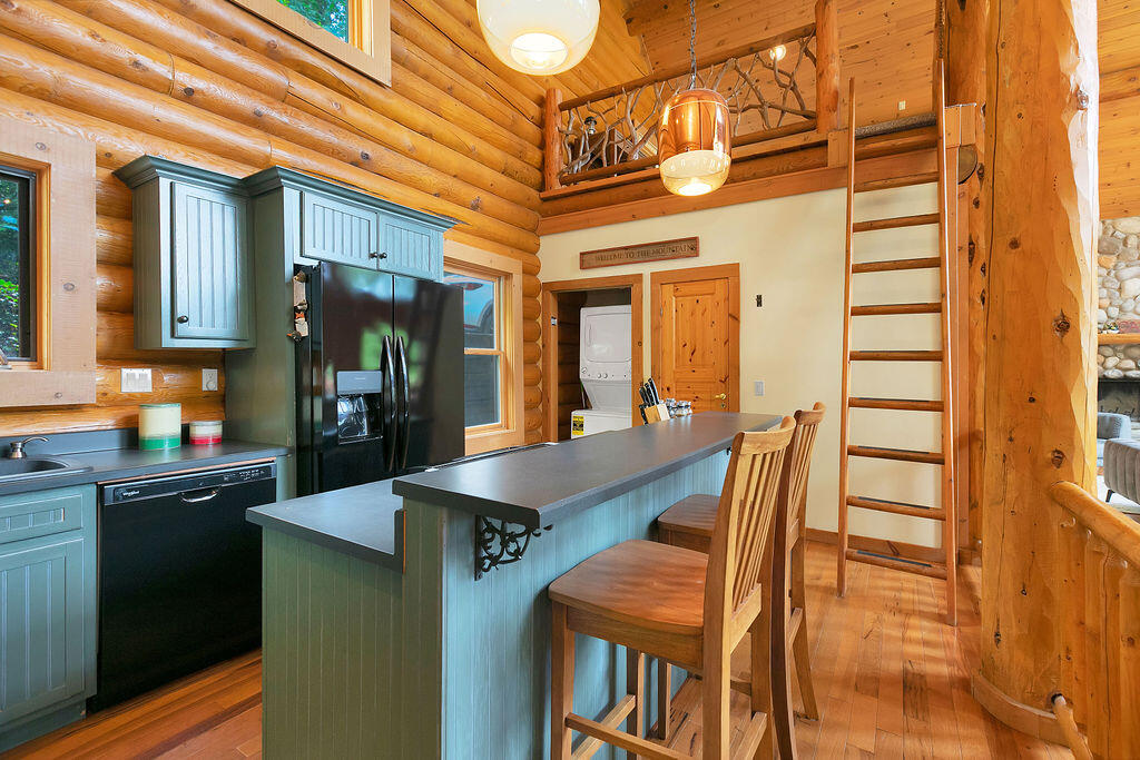 135 Ridge Top Dr