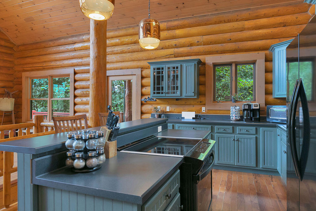 135 Ridge Top Dr