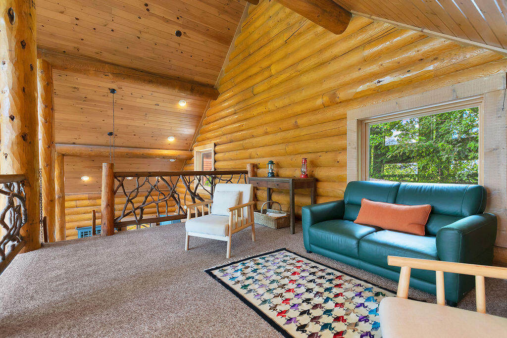 135 Ridge Top Dr