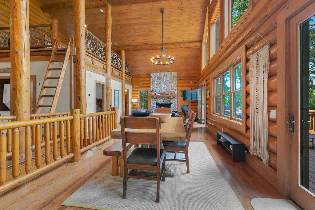 135 Ridge Top Dr