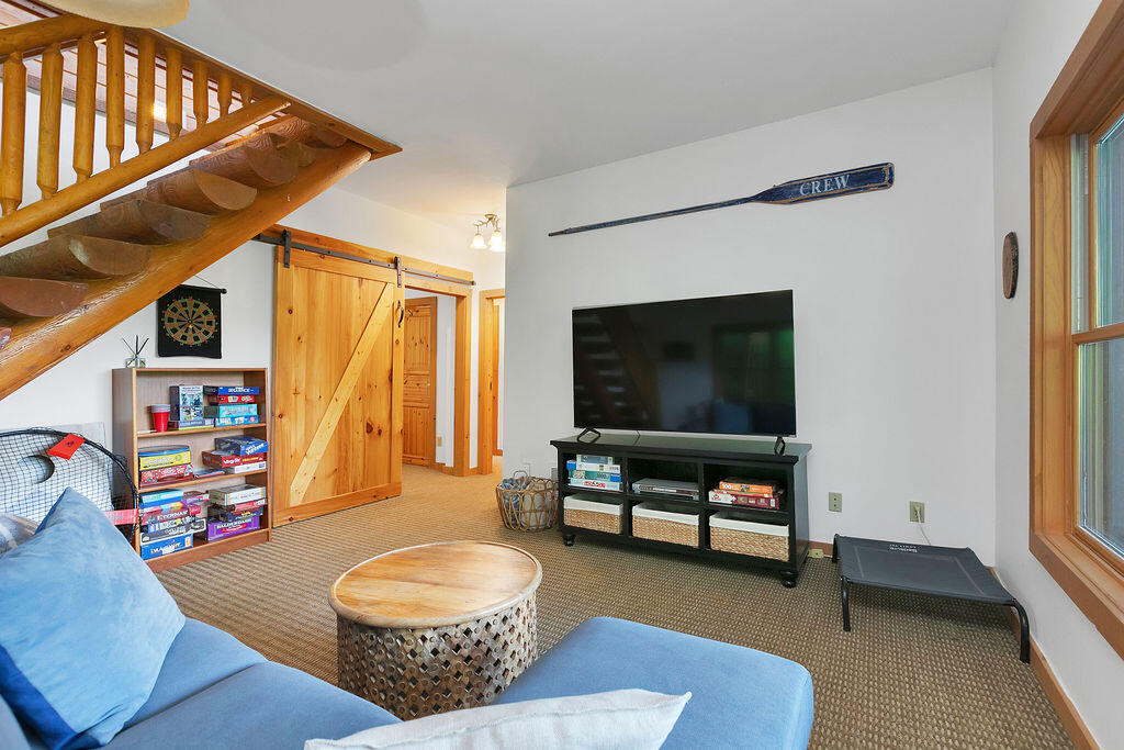 135 Ridge Top Dr