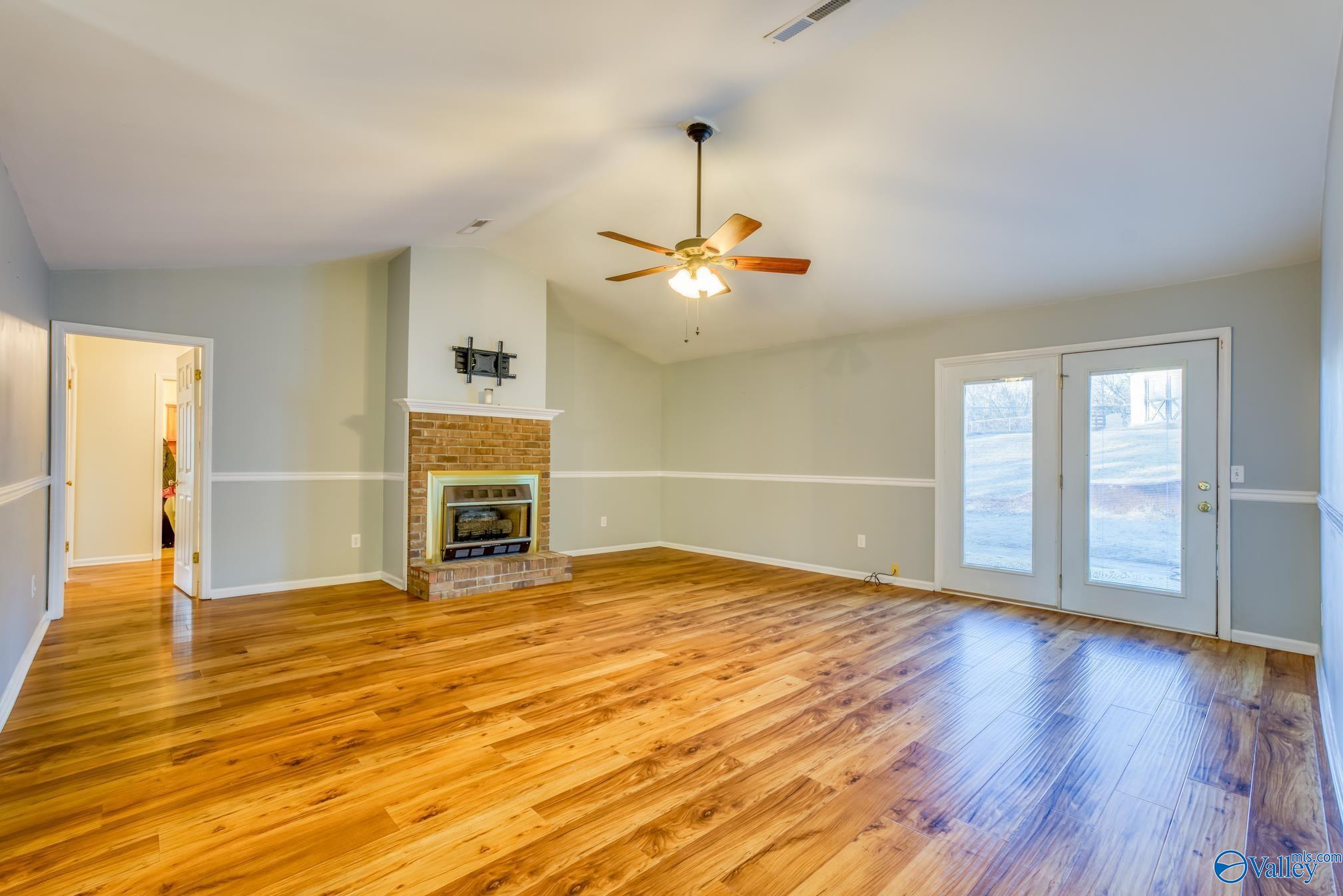 129 Crosslin Lane