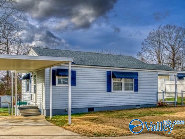 3323 Oakwood Blvd