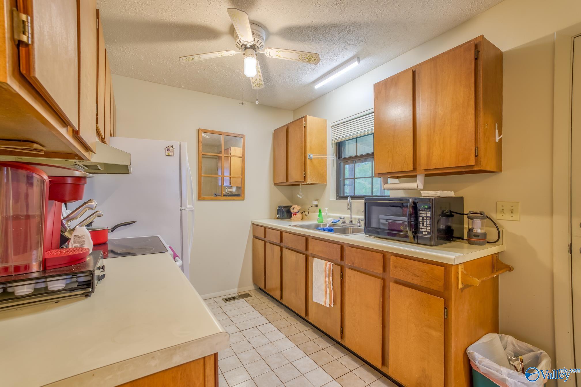 5979 County Road 200