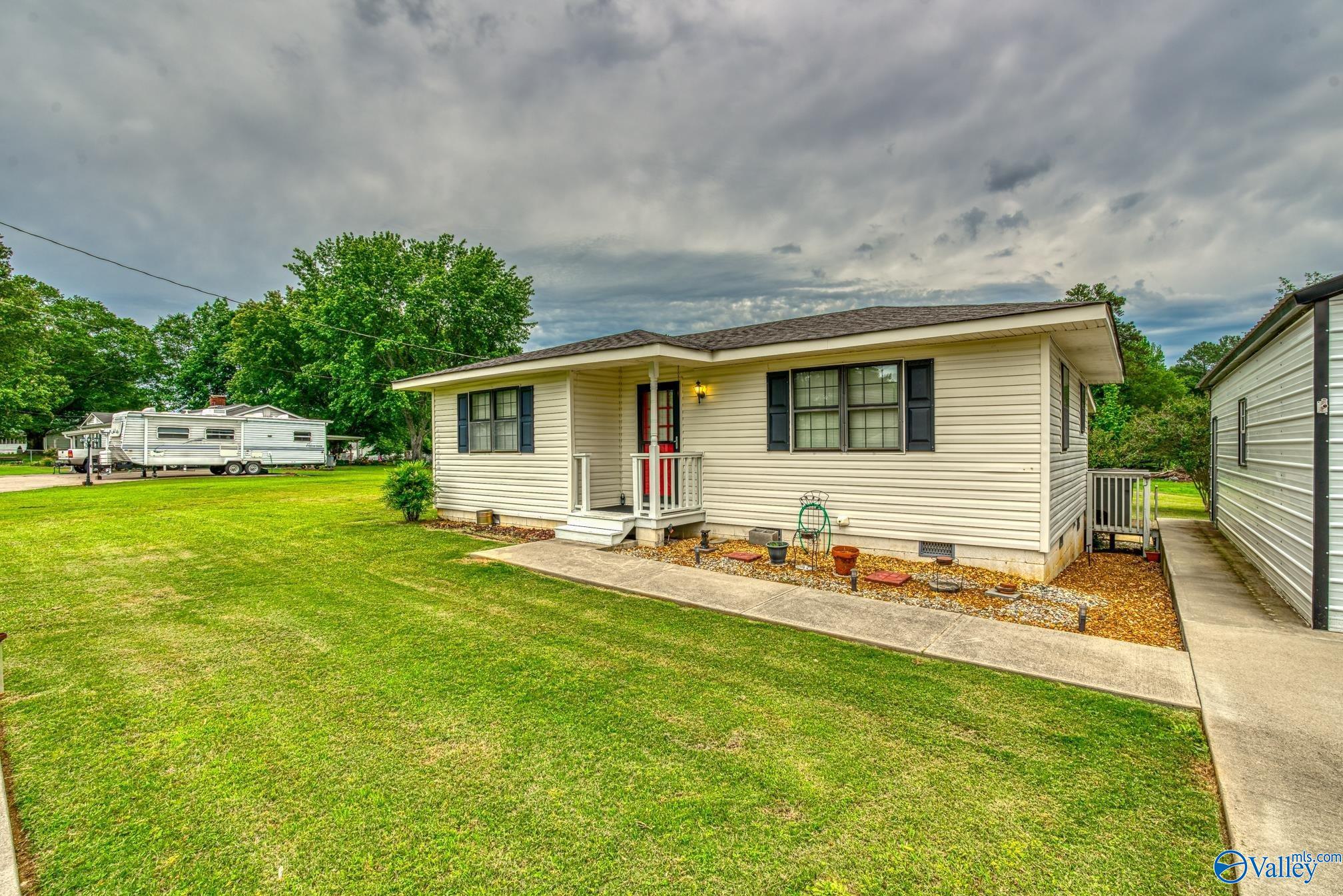 5979 County Road 200