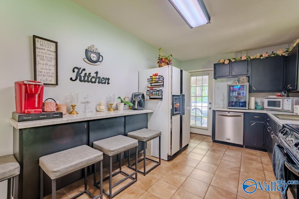 210 Suncrest Drive