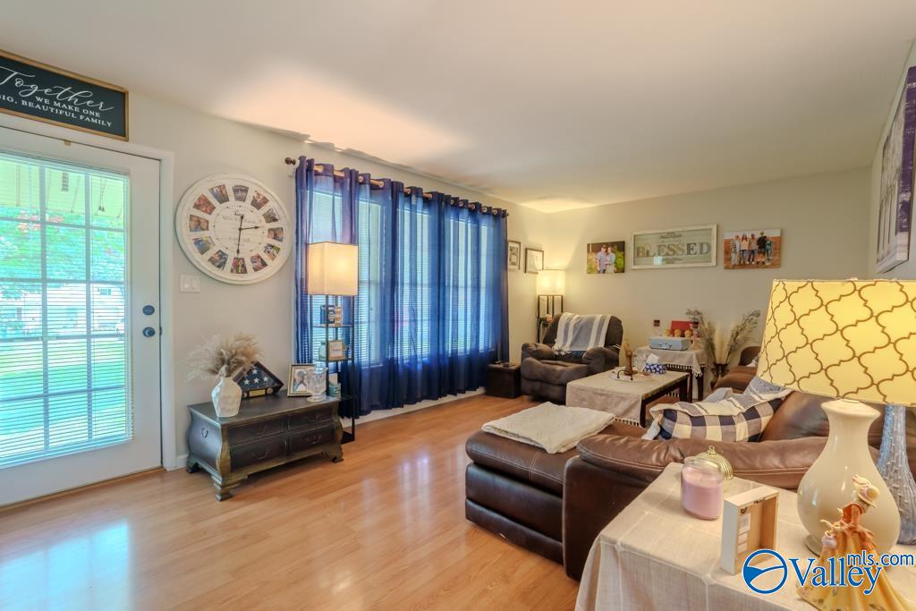 210 Suncrest Drive