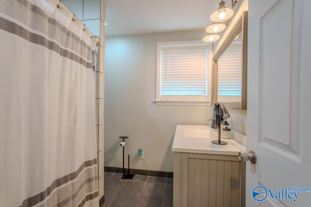 210 Suncrest Drive