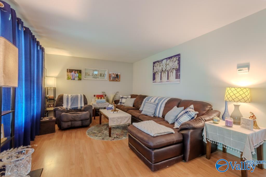 210 Suncrest Drive