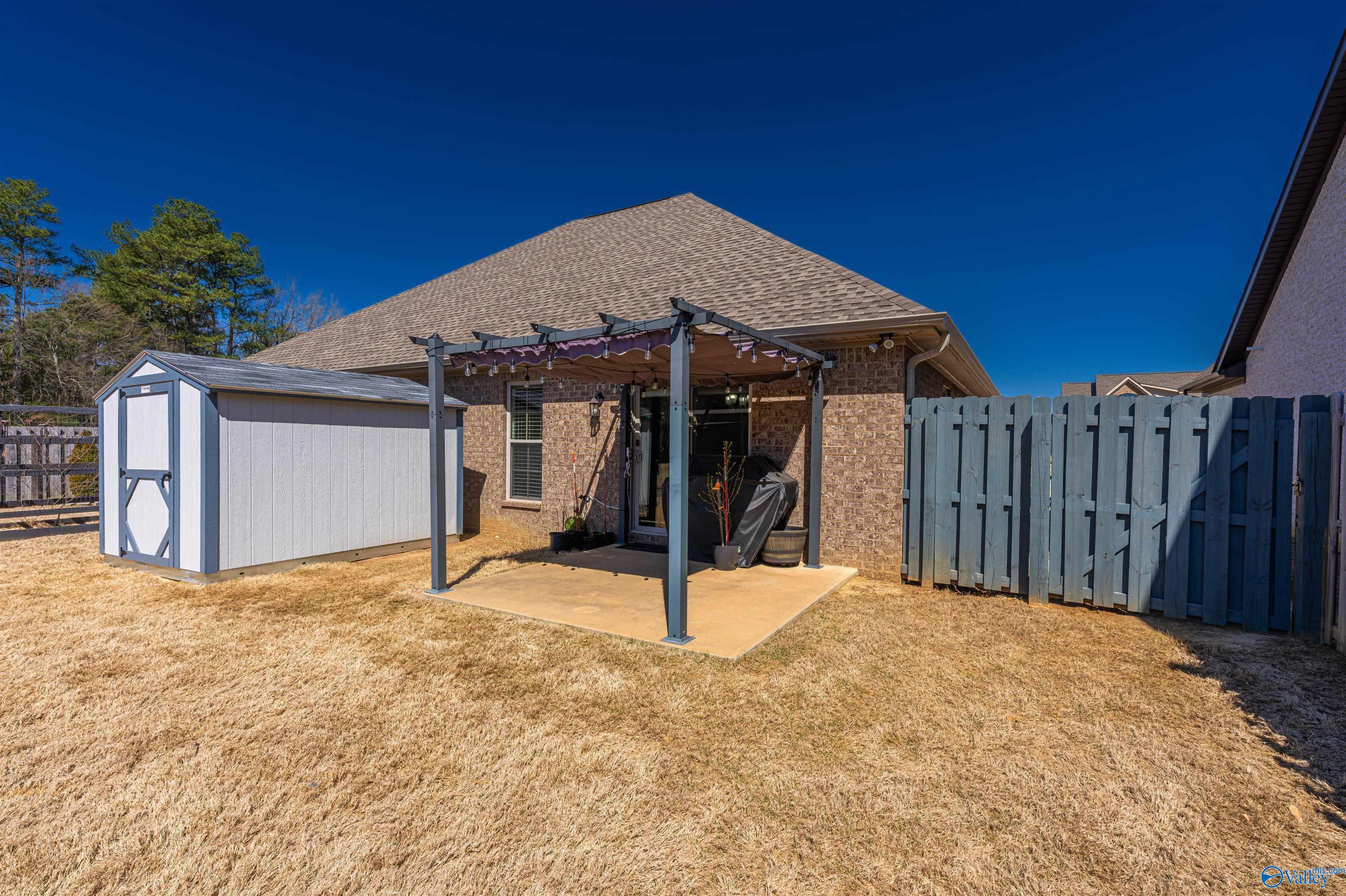 976 Garrett Lane, Florence