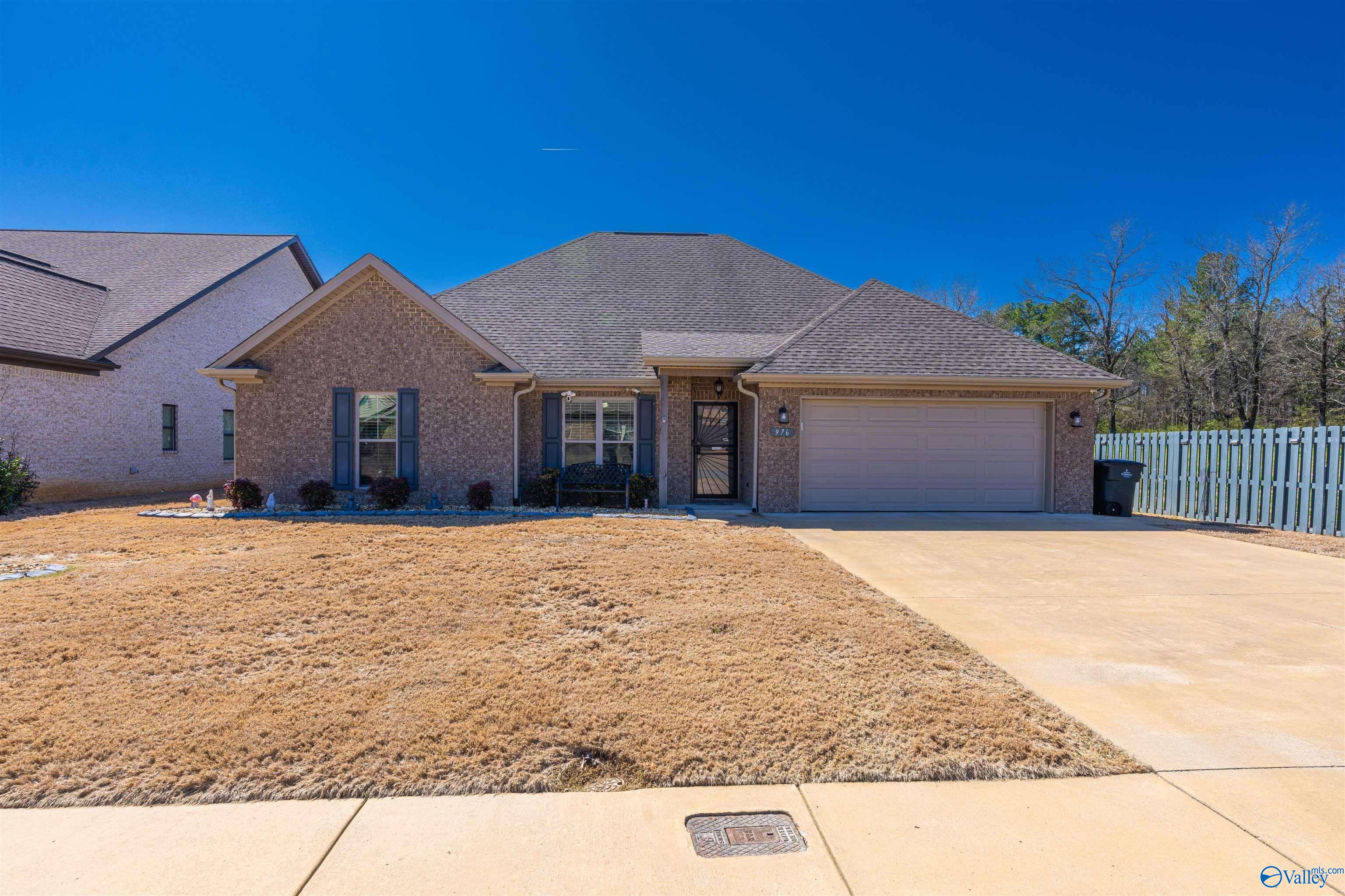 976 Garrett Lane, Florence