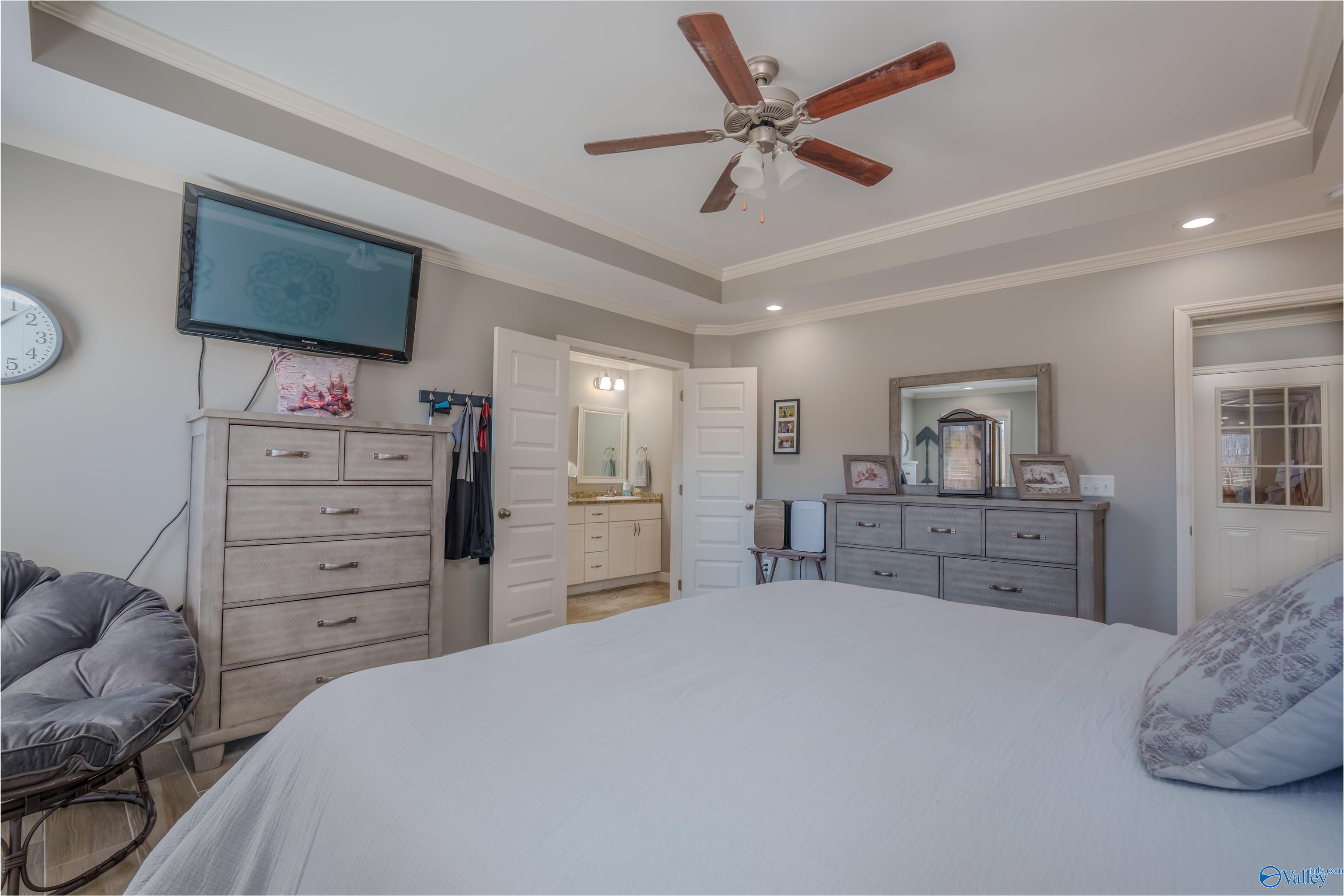 976 Garrett Lane, Florence