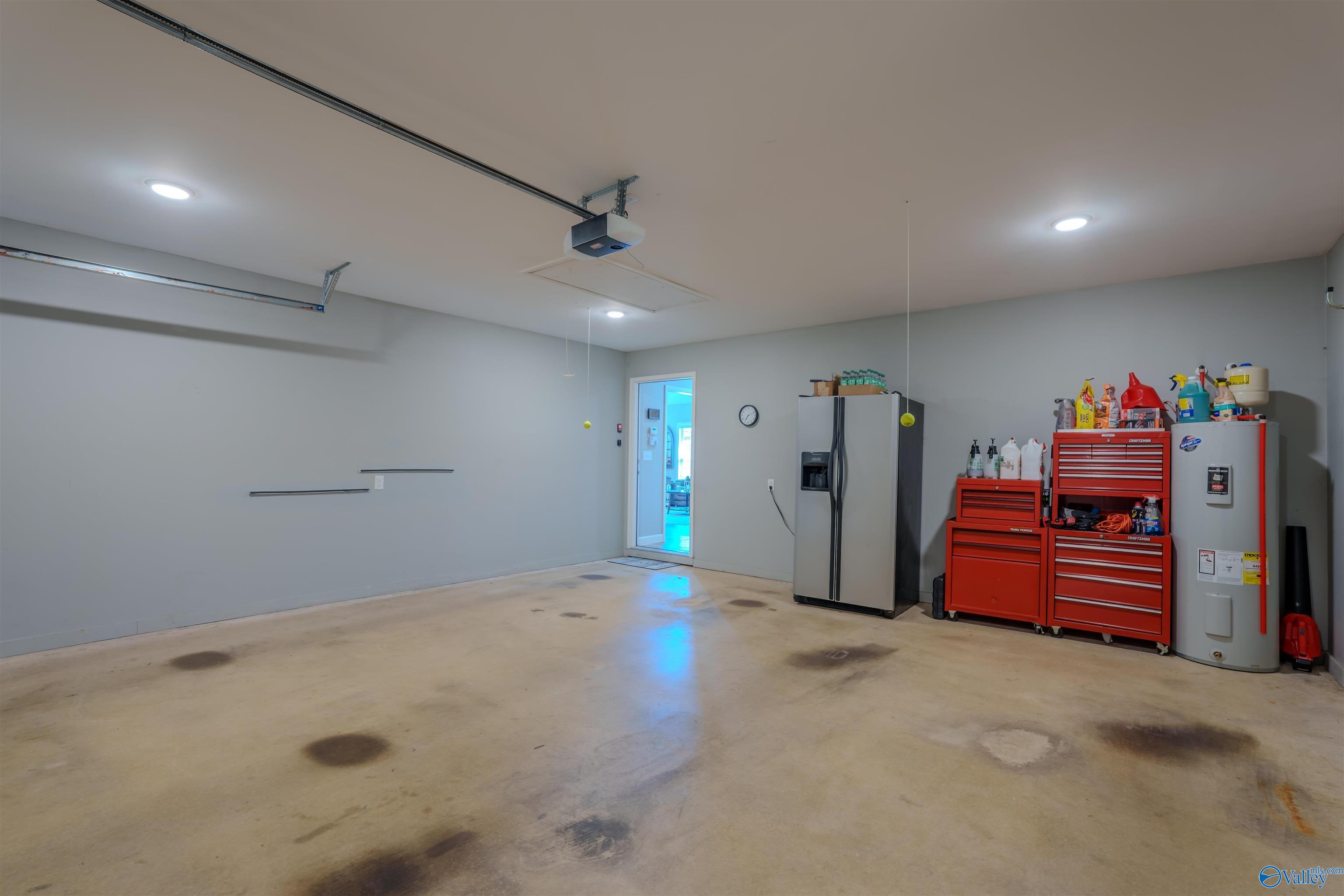 976 Garrett Lane, Florence