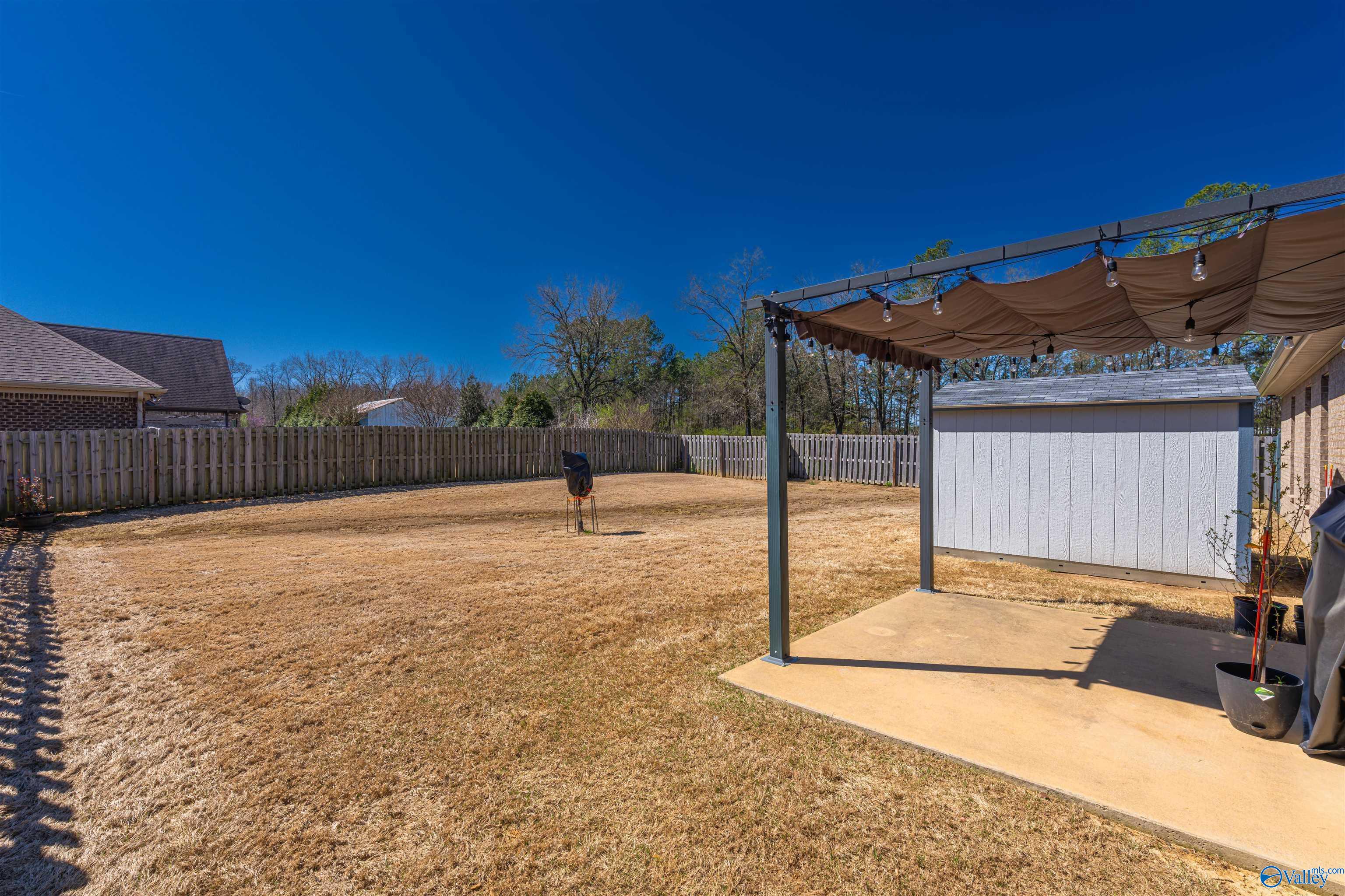 976 Garrett Lane, Florence