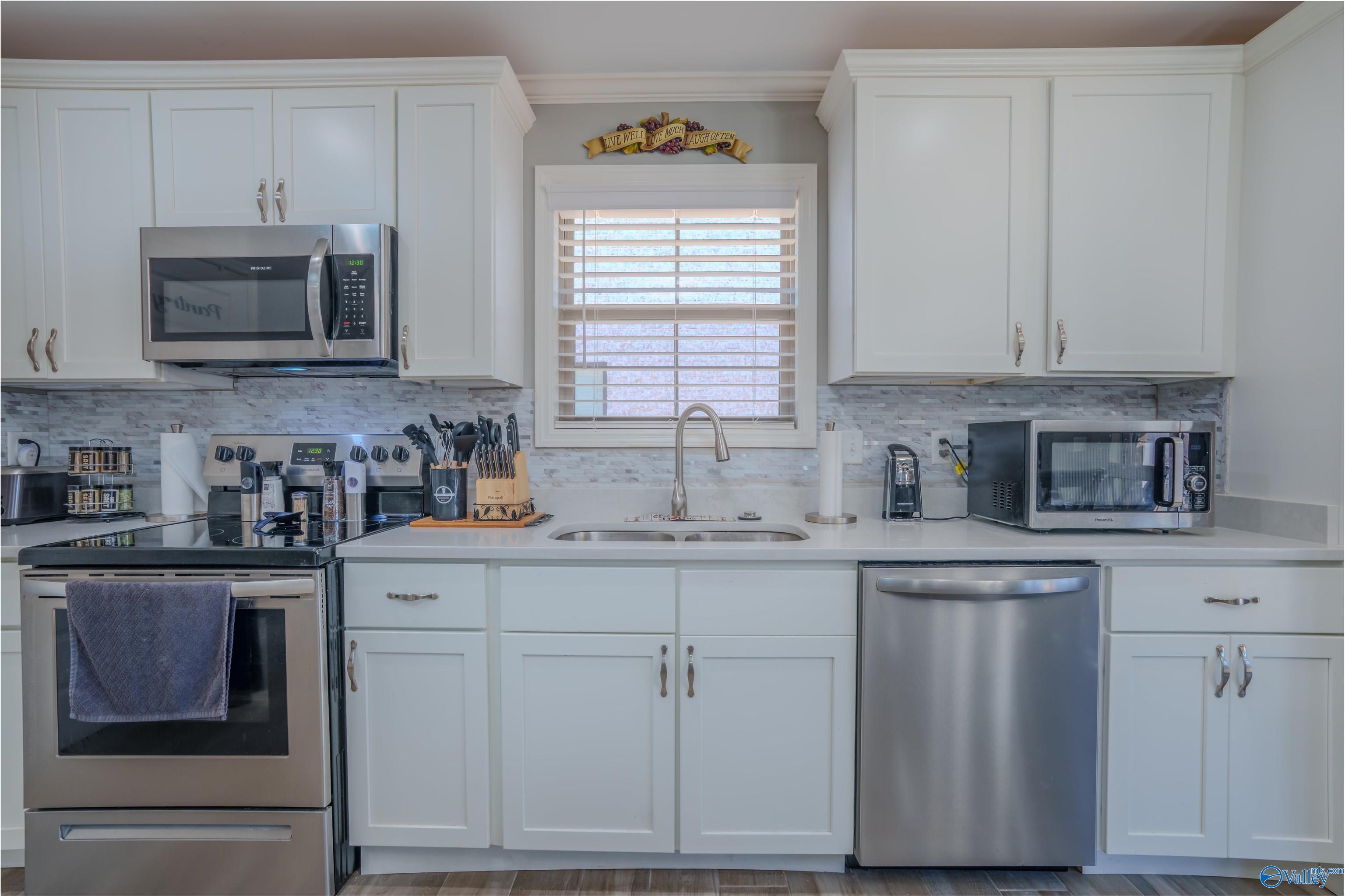 976 Garrett Lane, Florence