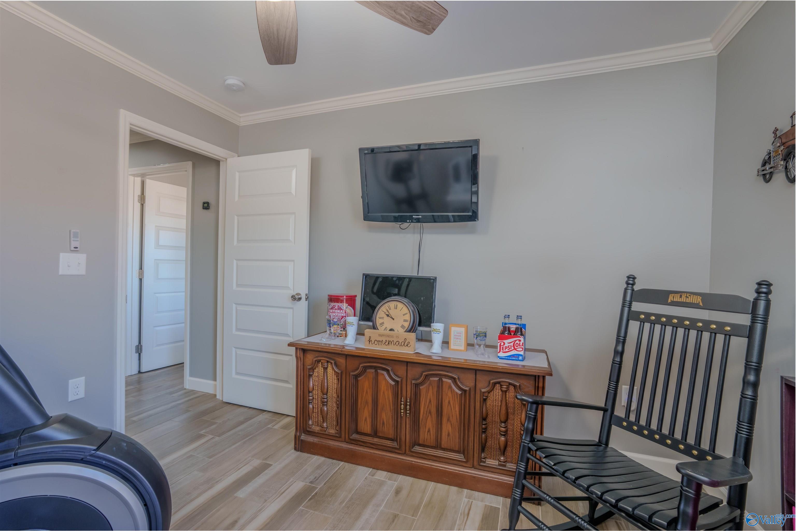 976 Garrett Lane, Florence