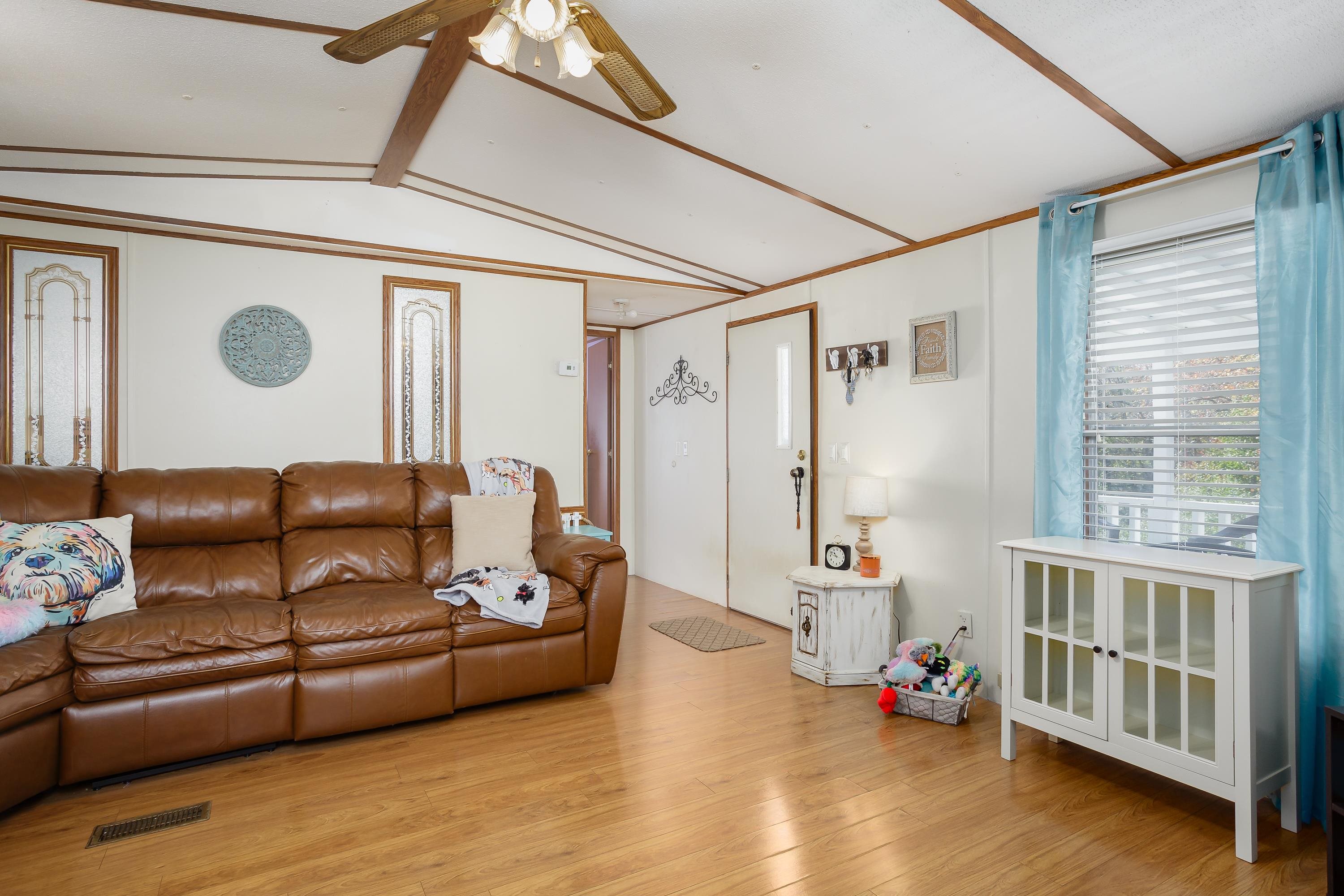 325 Prospect Ave