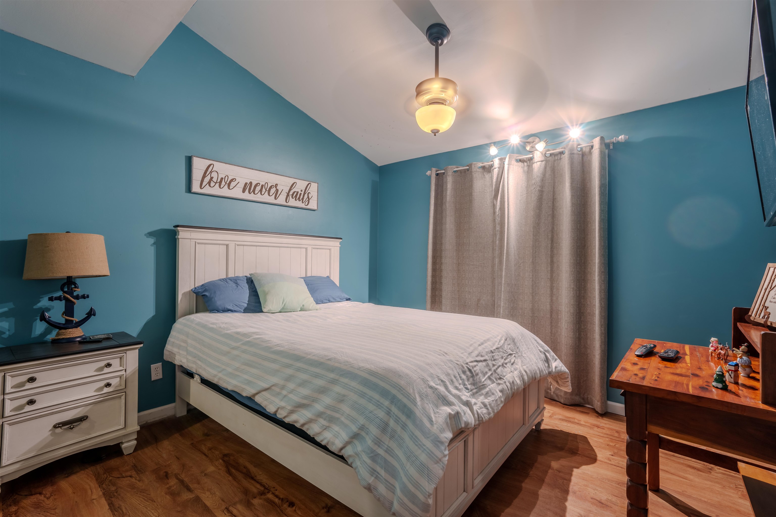 1105 Sunset Beach Rd