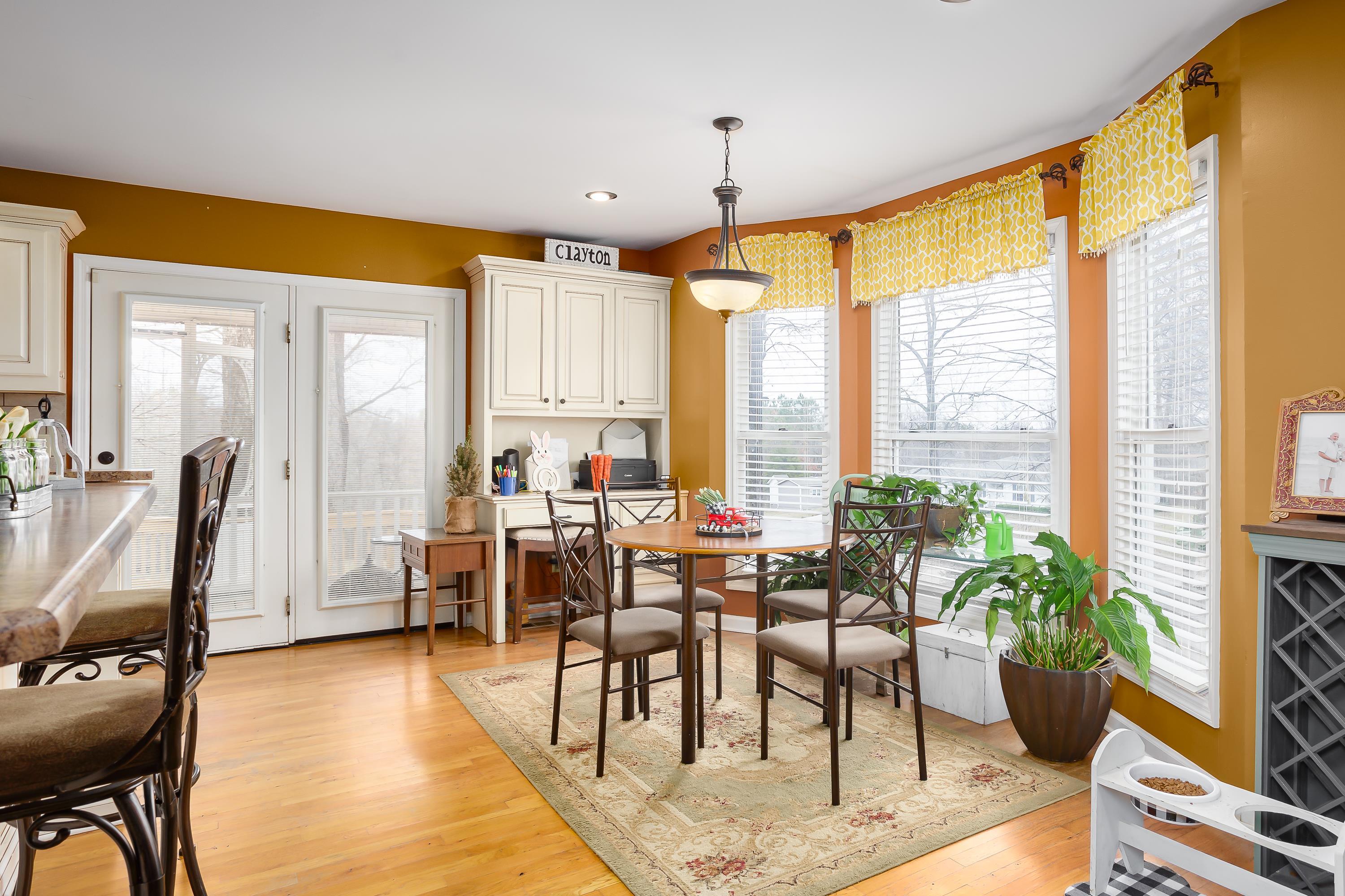 227 James Rd