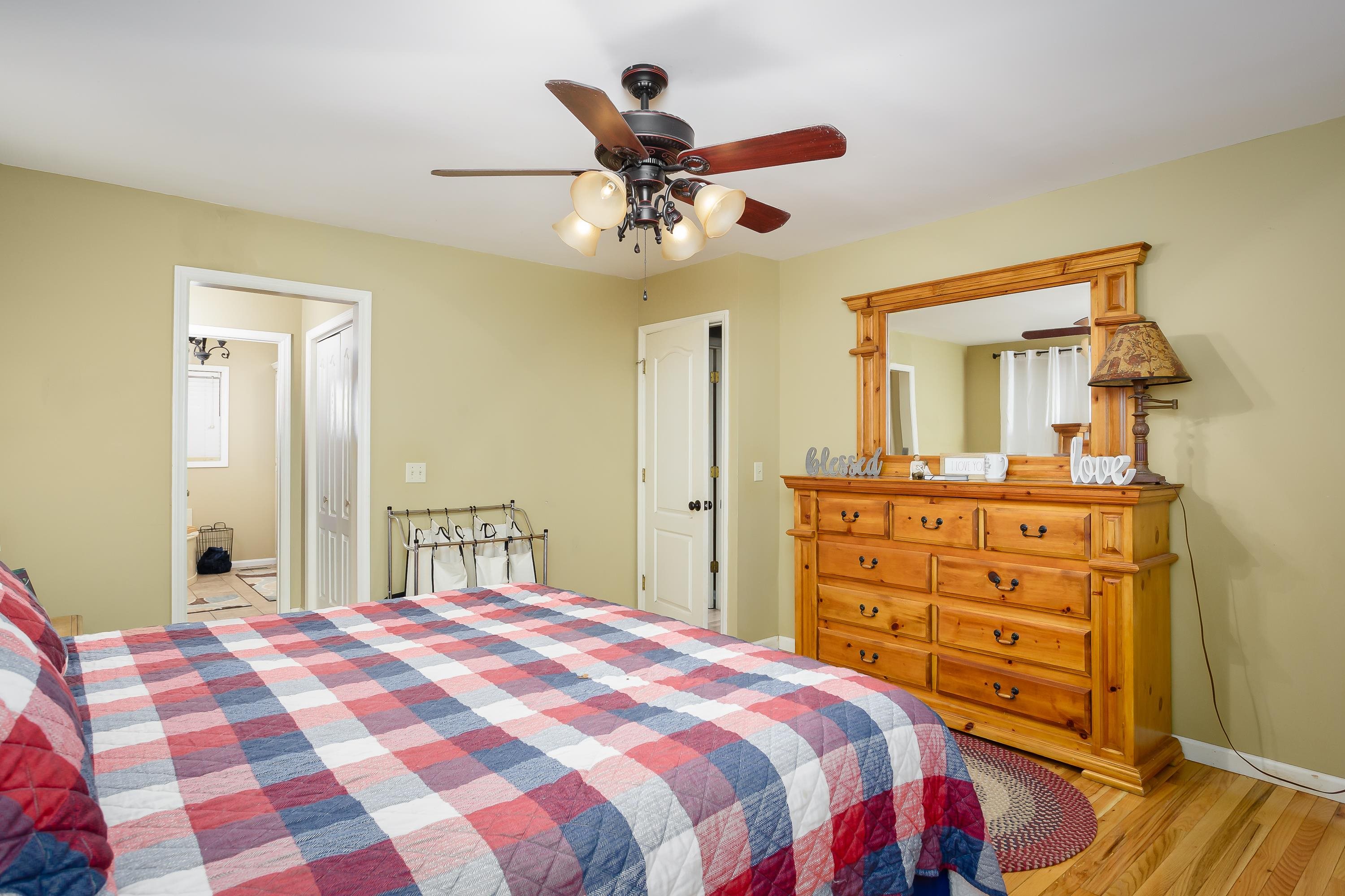 227 James Rd