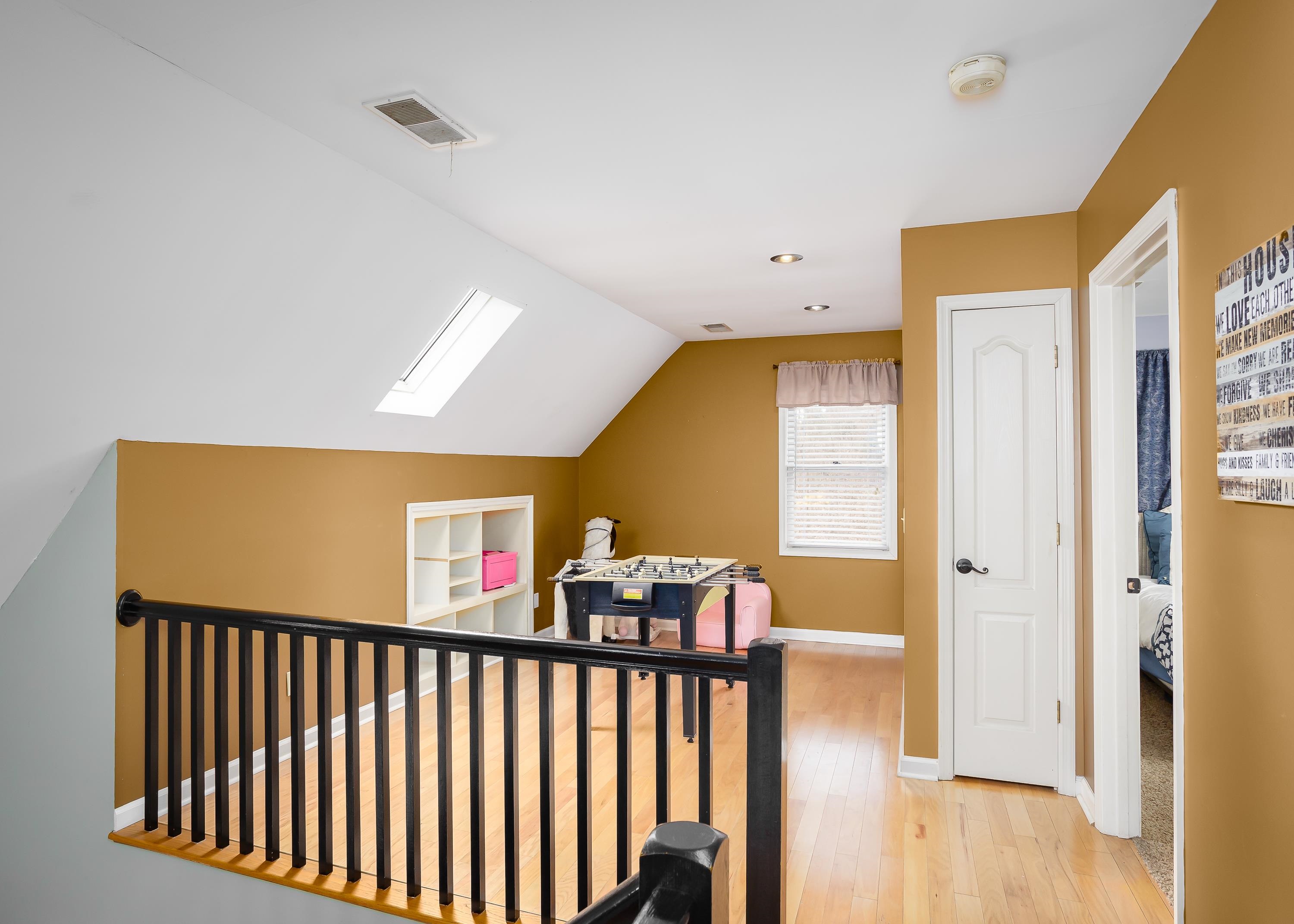 227 James Rd