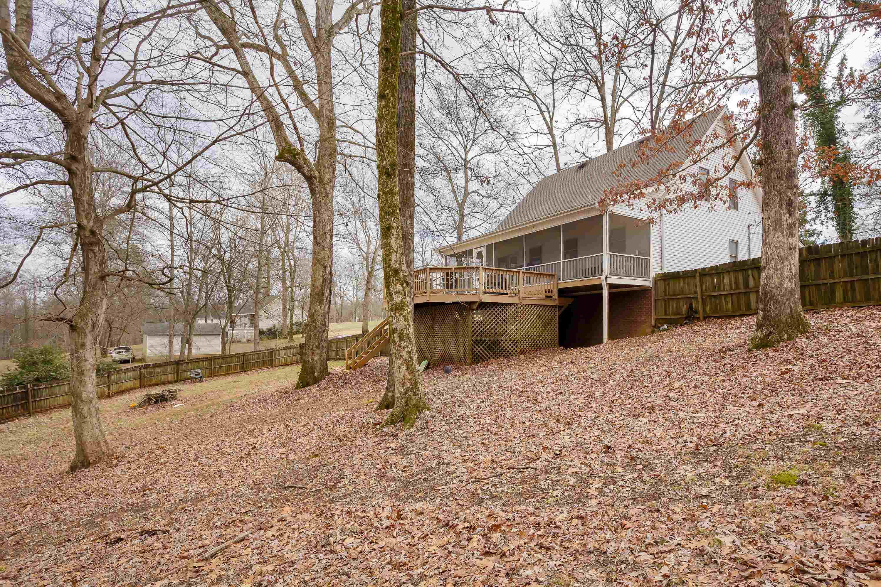 227 James Rd