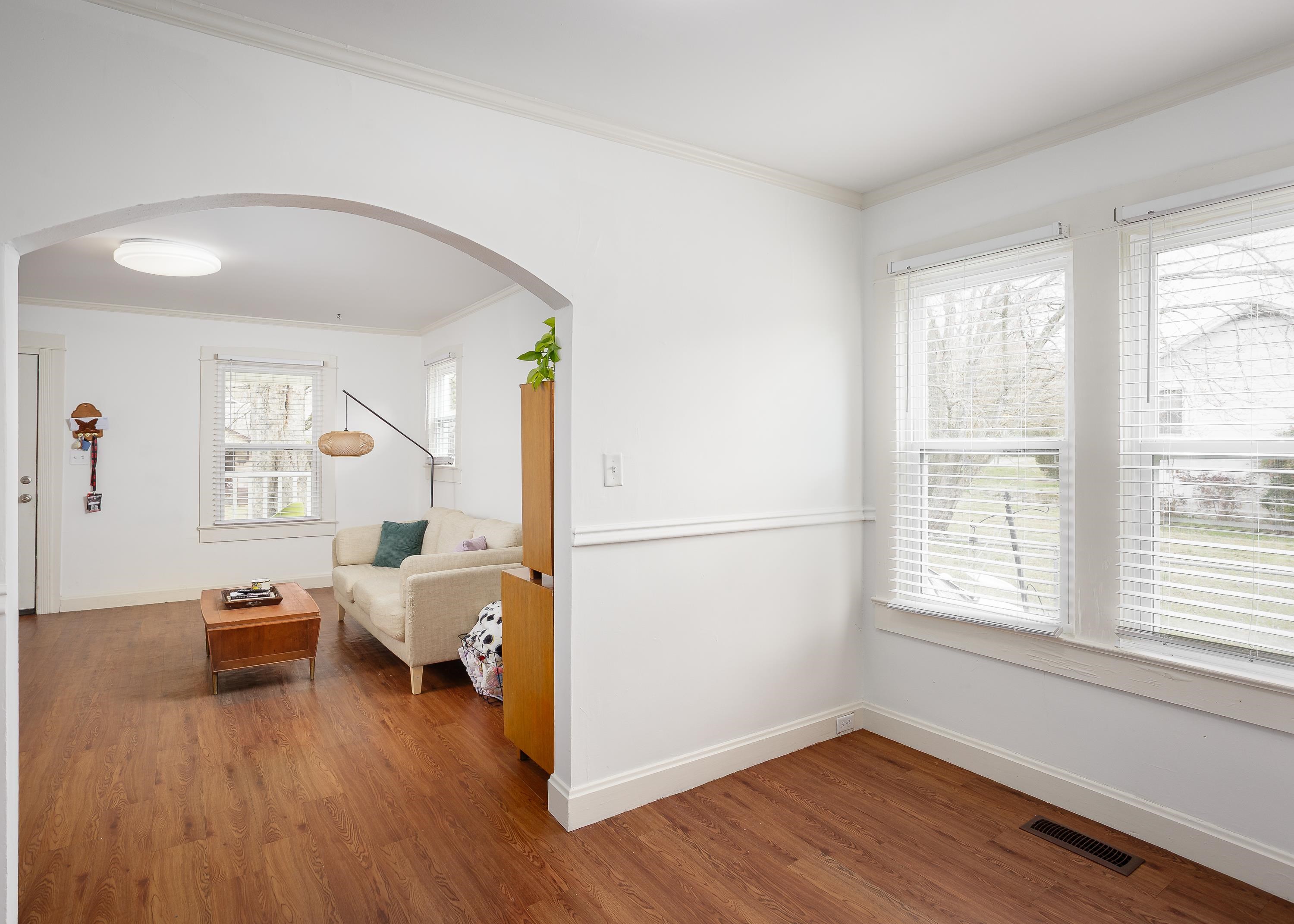 220 Foy Ave